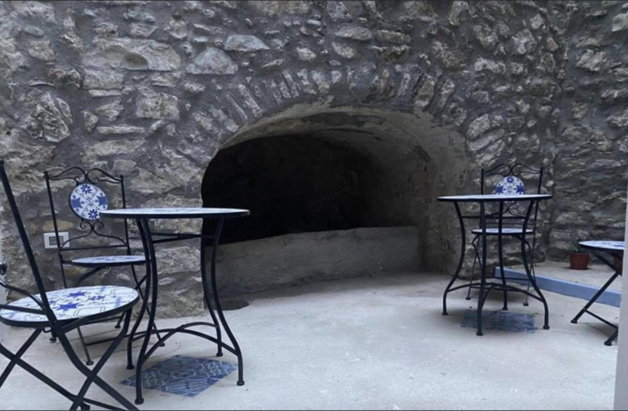 Patio1861 - A Sicilian deluxe apartment Termini Imerese Exterior foto